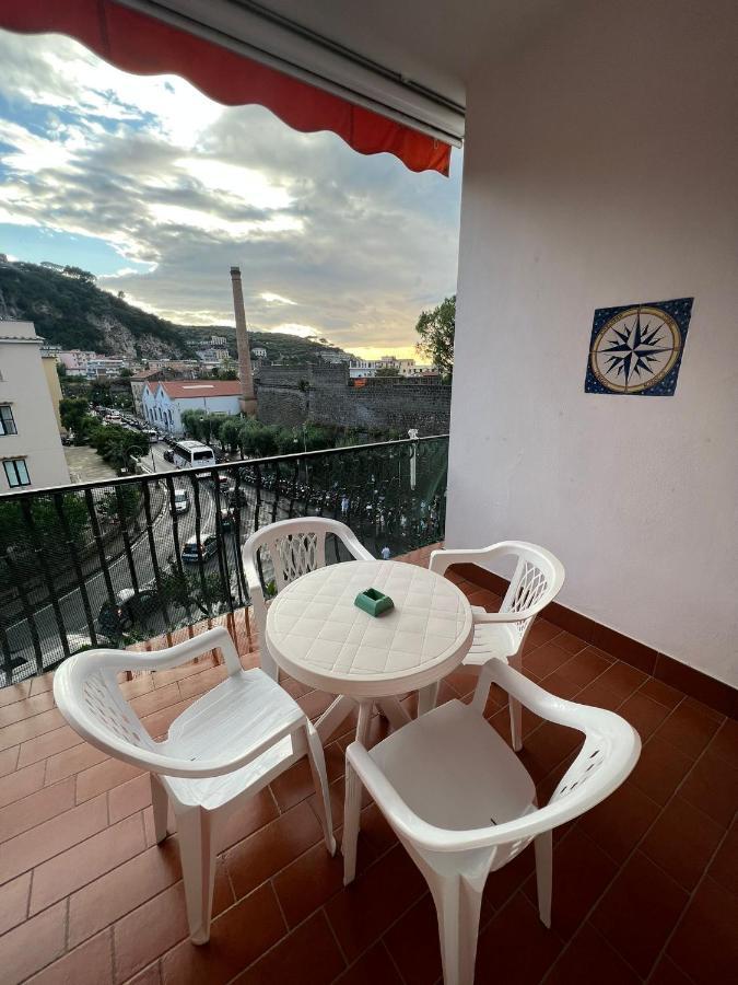 Sorrento Home E Flat Park And Pool Luaran gambar